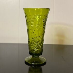 Vintage Indiana Glass Company Harvest Grape Footed Green Trumpet Vase 7 3/4”